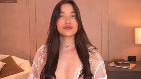     online show from December 14, 2024, 1:59 pm