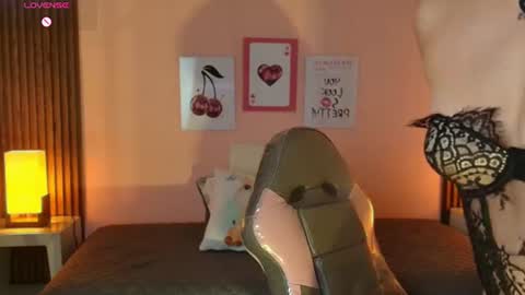 Snapshot of _meliblue chatting on June 22, 2026, 8:39 pm Meli online show from June 22, 2026, 8:39 pm