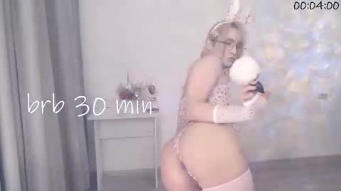 Snapshot of _meow_neko_ chatting on July 6, 2026, 3:03 pm _meow_neko_ online show from July 6, 2026, 3:03 pm