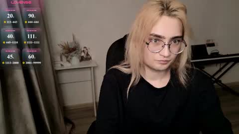 Snapshot of _meow_neko_ chatting on July 15, 2026, 8:36 pm _meow_neko_ online show from July 15, 2026, 8:36 pm