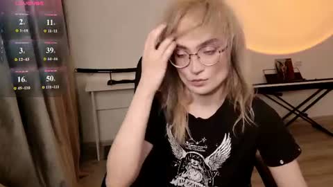 Snapshot of _meow_neko_ chatting on August 2, 2026, 9:30 am _meow_neko_ online show from August 2, 2026, 9:30 am