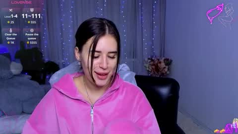 Milana online show from October 2, 2025, 8:05 pm