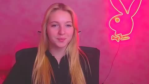 Melanie online show from February 20, 2025, 3:19 pm