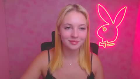 Melanie online show from September 11, 2025, 11:21 am