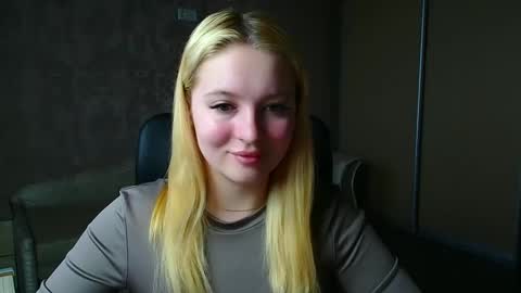 Melanie online show from April 8, 2026, 6:02 am