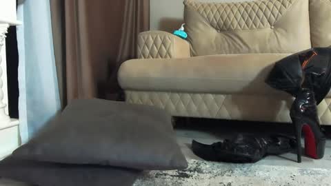 AstrideVonTeese online show from December 10, 2024, 5:55 pm