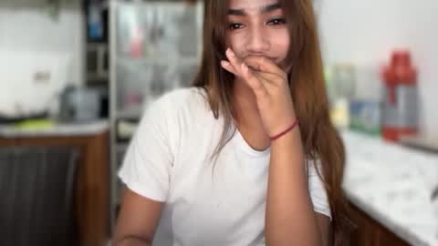 Snapshot of _milliondollarbaby_ chatting on January 14, 2026, 4:01 pm Irina online show from January 14, 2026, 4:01 pm