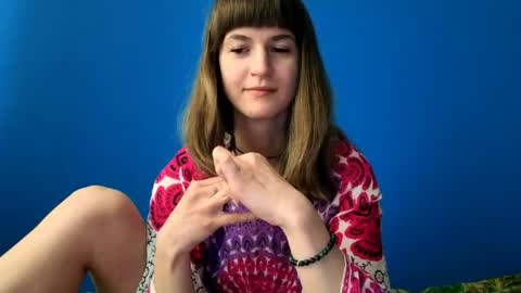 Snapshot of _minnie_boo_ chatting on May 4, 2026, 6:42 am Boo online show from May 4, 2026, 6:42 am