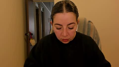 Snapshot of _miss_coco_ chatting on December 23, 2024, 2:39 pm _miss_coco_ online show from December 23, 2024, 2:39 pm