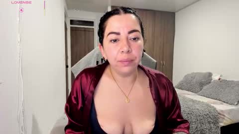 _miss_coco_ online show from February 25, 2026, 12:42 am