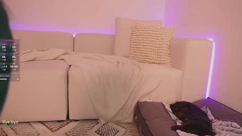 Snapshot of _missamber chatting on December 4, 2024, 12:08 am Vale online show from December 4, 2024, 12:08 am