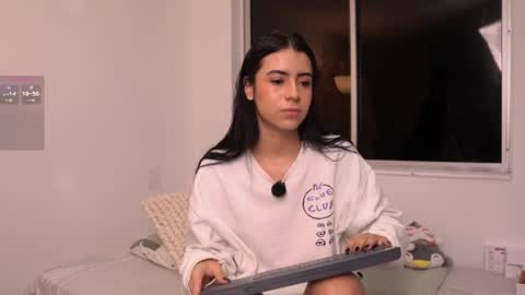 Snapshot of _missamber chatting on February 14, 2025, 1:13 am Vale online show from February 14, 2025, 1:13 am