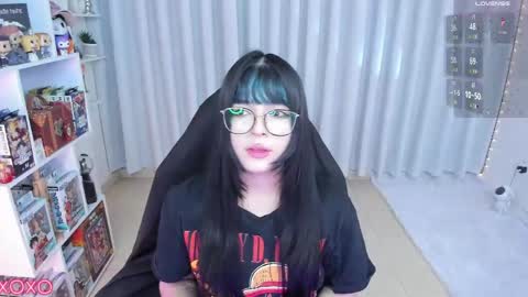 Hanna  Idependent Model   online show from May 17, 2026, 3:37 am