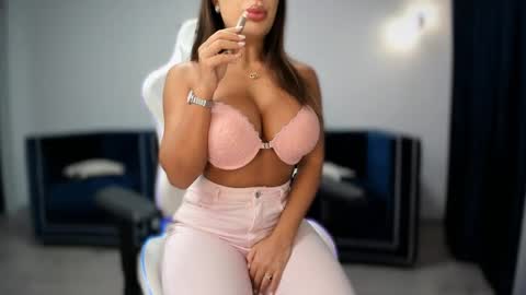 Snapshot of _missperfection_ chatting on November 16, 2025, 2:50 am .. my fav tip 1120040012123335 online show from November 16, 2025, 2:50 am