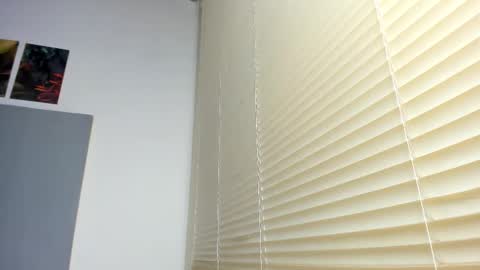 _molly_rosse_ online show from November 13, 2025, 11:31 am