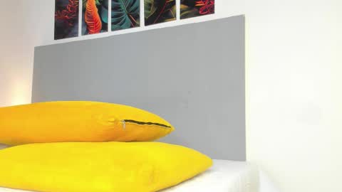 _molly_rosse_ online show from January 13, 2026, 11:48 am