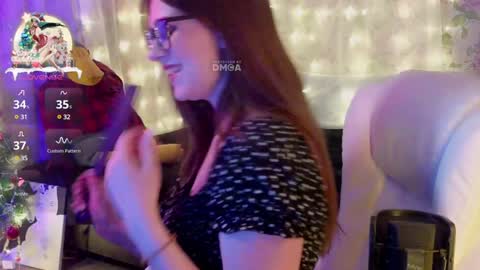 -Victoriana- online show from January 4, 2025, 5:58 am