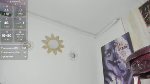 Snapshot of _naomi_fox chatting on February 23, 2025, 1:57 am shantall online show from February 23, 2025, 1:57 am