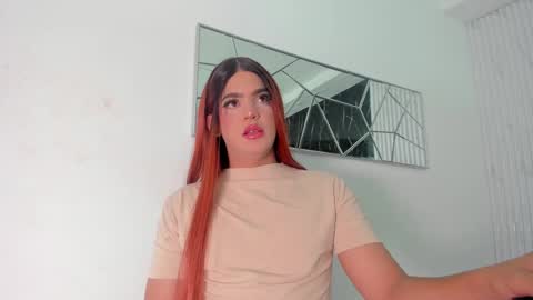 Snapshot of _naomi_fox chatting on February 28, 2025, 9:44 pm shantall online show from February 28, 2025, 9:44 pm