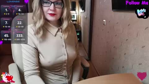 Snapshot of _natali_ chatting on March 2, 2025, 6:19 pm MagicWoman online show from March 2, 2025, 6:19 pm