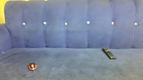 natalia online show from October 11, 2025, 4:49 pm