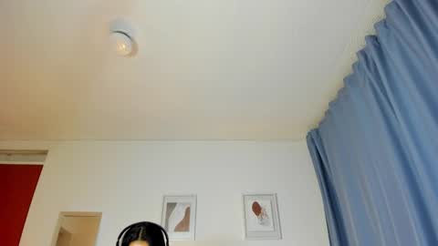 independent model natha online show from January 30, 2025, 1:33 am