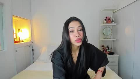 independent model natha online show from September 12, 2025, 8:36 am