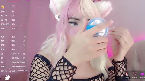 Snapshot of _natsuki chatting on January 18, 2025, 1:08 am _natsuki online show from January 18, 2025, 1:08 am