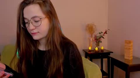 Snapshot of _nemalkovamia chatting on February 16, 2025, 3:26 am Mia with a big heart online show from February 16, 2025, 3:26 am