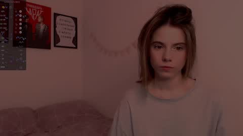 Snapshot of _ni_kiss chatting on January 28, 2025, 11:39 pm Nika online show from January 28, 2025, 11:39 pm