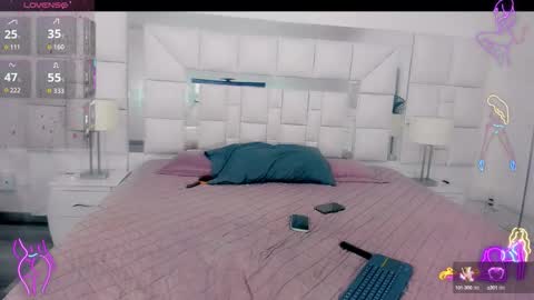 Nicky  Please help me with your thumbs up its importan online show from September 15, 2025, 11:32 am