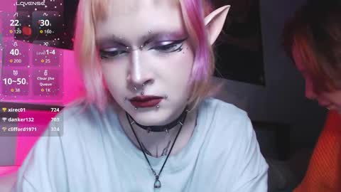 Snapshot of _nicole_meow_ chatting on November 28, 2025, 9:50 pm Nicole online show from November 28, 2025, 9:50 pm