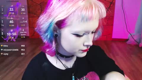 Snapshot of _nicole_meow_ chatting on December 19, 2025, 6:37 pm Nicole online show from December 19, 2025, 6:37 pm