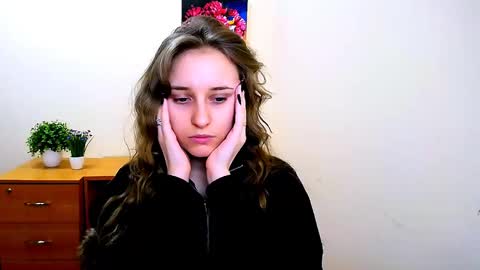 Nica online show from February 6, 2025, 12:26 pm