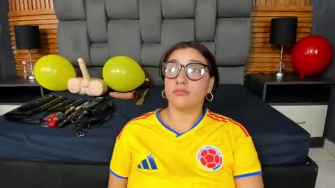  NicoleSweet1 online show from June 17, 2026, 8:54 pm