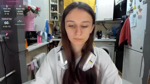 Snapshot of _nika_kik chatting on May 31, 2026, 5:20 pm Nika online show from May 31, 2026, 5:20 pm