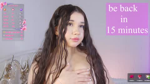 Vivian online show from January 29, 2025, 5:35 pm