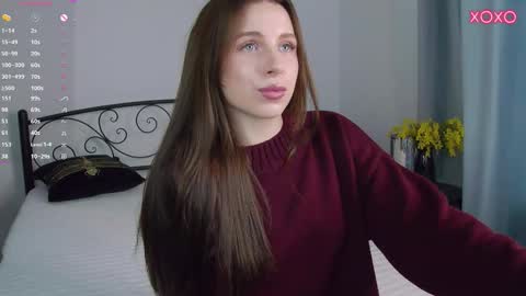 Vivian online show from October 24, 2025, 6:43 am