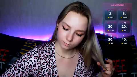 Snapshot of _pando4ka_ chatting on February 15, 2026, 7:54 pm pando4ka online show from February 15, 2026, 7:54 pm