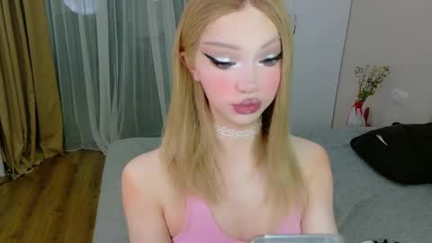 _paprika online show from November 20, 2025, 8:41 pm