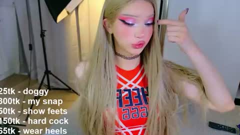 Snapshot of _paprika chatting on July 13, 2026, 9:50 pm _paprika online show from July 13, 2026, 9:50 pm