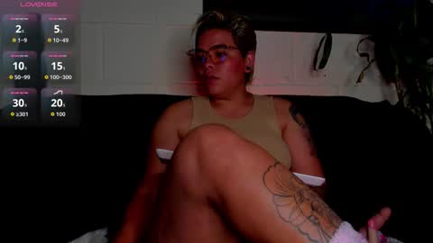 Snapshot of _paradissela chatting on February 6, 2026, 2:27 am GAIA online show from February 6, 2026, 2:27 am