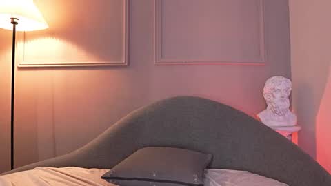 _paulah2 online show from February 4, 2026, 7:53 pm