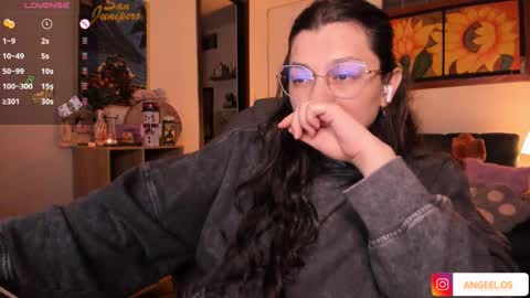 Snapshot of _peach__ chatting on December 10, 2024, 6:22 am violeta ig online show from December 10, 2024, 6:22 am