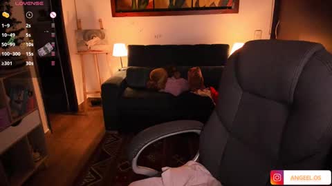 Snapshot of _peach__ chatting on December 13, 2024, 4:22 am violeta ig online show from December 13, 2024, 4:22 am