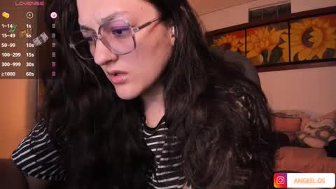 Snapshot of _peach__ chatting on March 1, 2025, 2:48 am violeta ig online show from March 1, 2025, 2:48 am