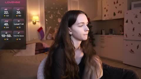 Luna online show from December 17, 2025, 10:21 am