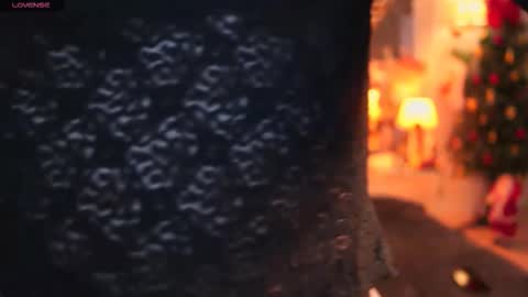 Luna online show from December 20, 2025, 9:38 am