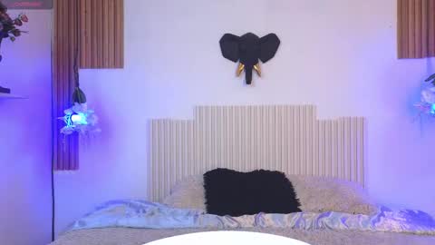 Laura online show from March 10, 2026, 8:25 pm