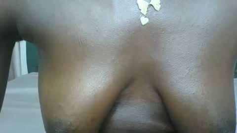 Snapshot of _pretty_savage chatting on April 23, 2026, 12:29 pm savage online show from April 23, 2026, 12:29 pm